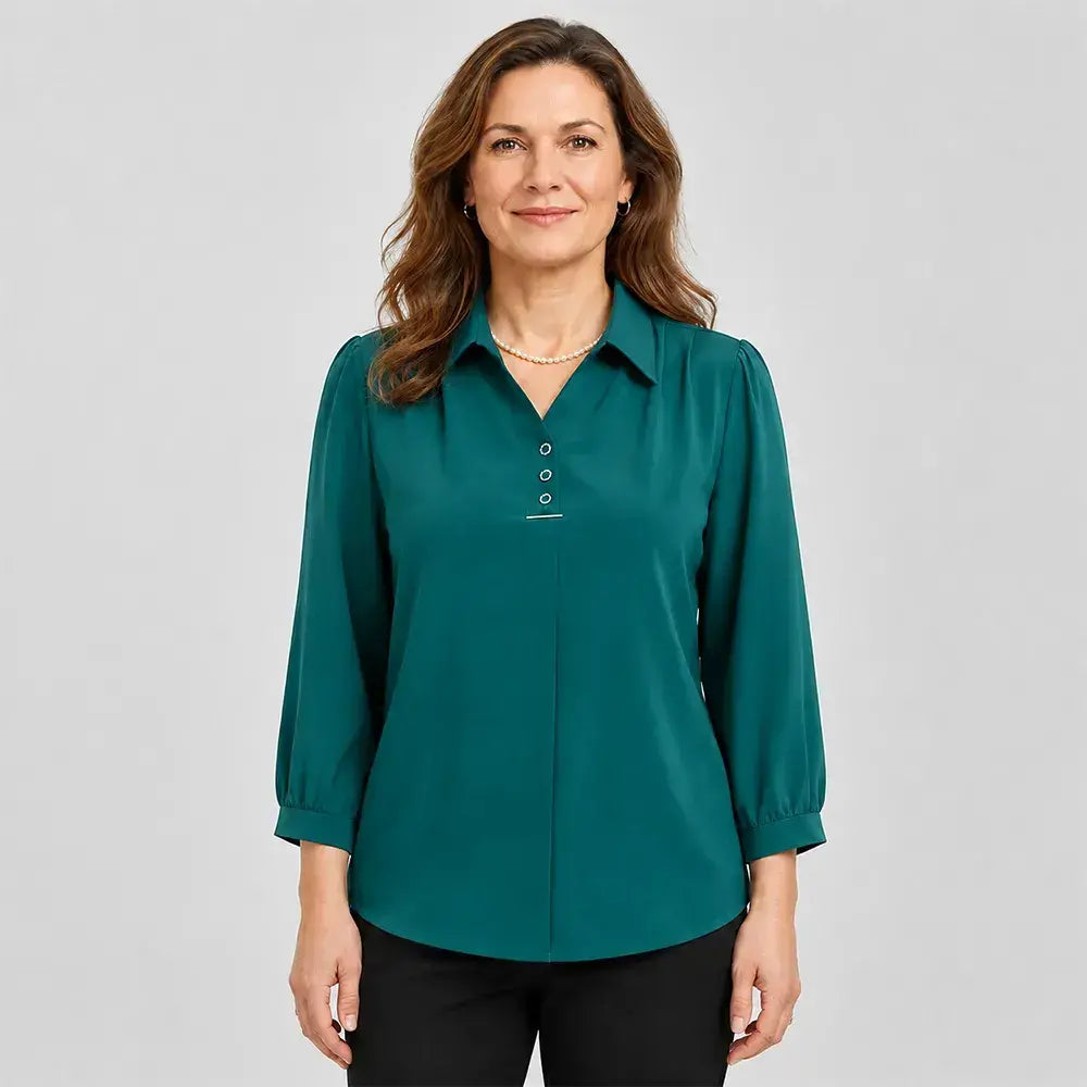 Elegantní košile s límečkem polo z měkkého, prodyšného materiálu.
