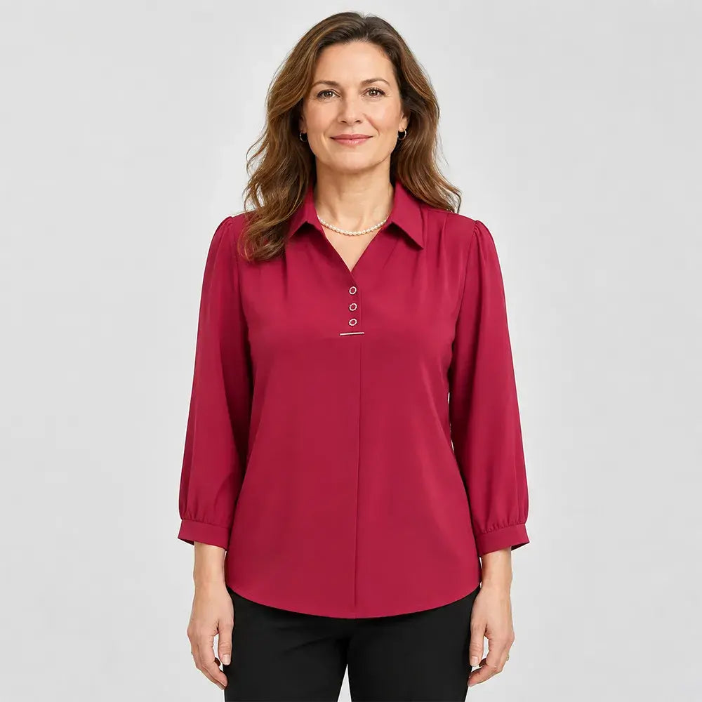 Elegantní košile s límečkem polo z měkkého, prodyšného materiálu.